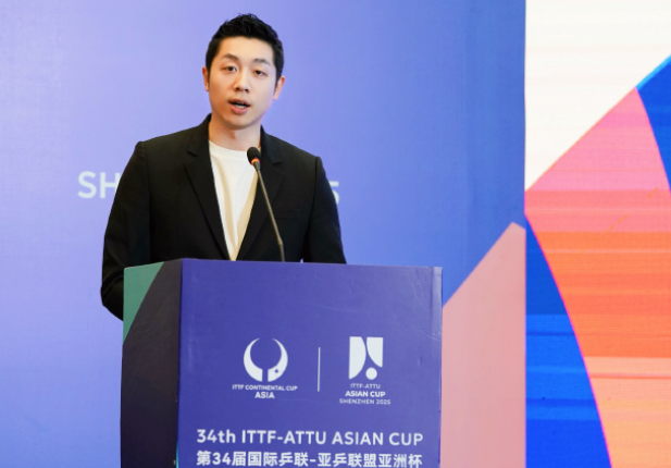 赛中, 许昕与姚彦 赛中, 许昕与姚彦