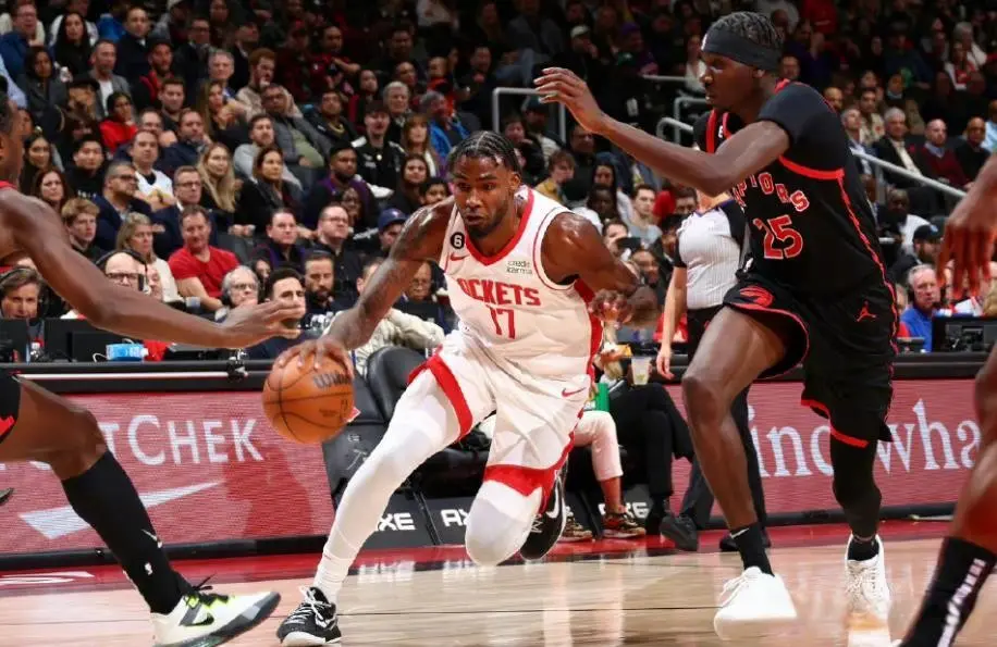 留在火箭队, 定在一起 留在火箭队, 定在一起