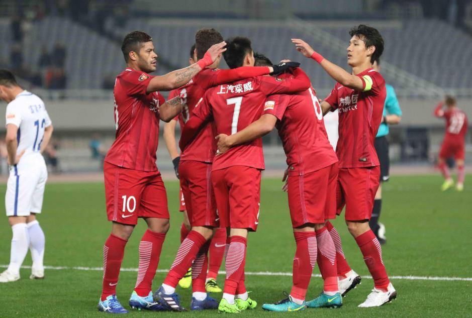 超桂冠及足 超桂冠及足