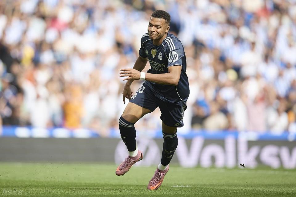 迪亚斯, 卡里卡布鲁, 皇家社会